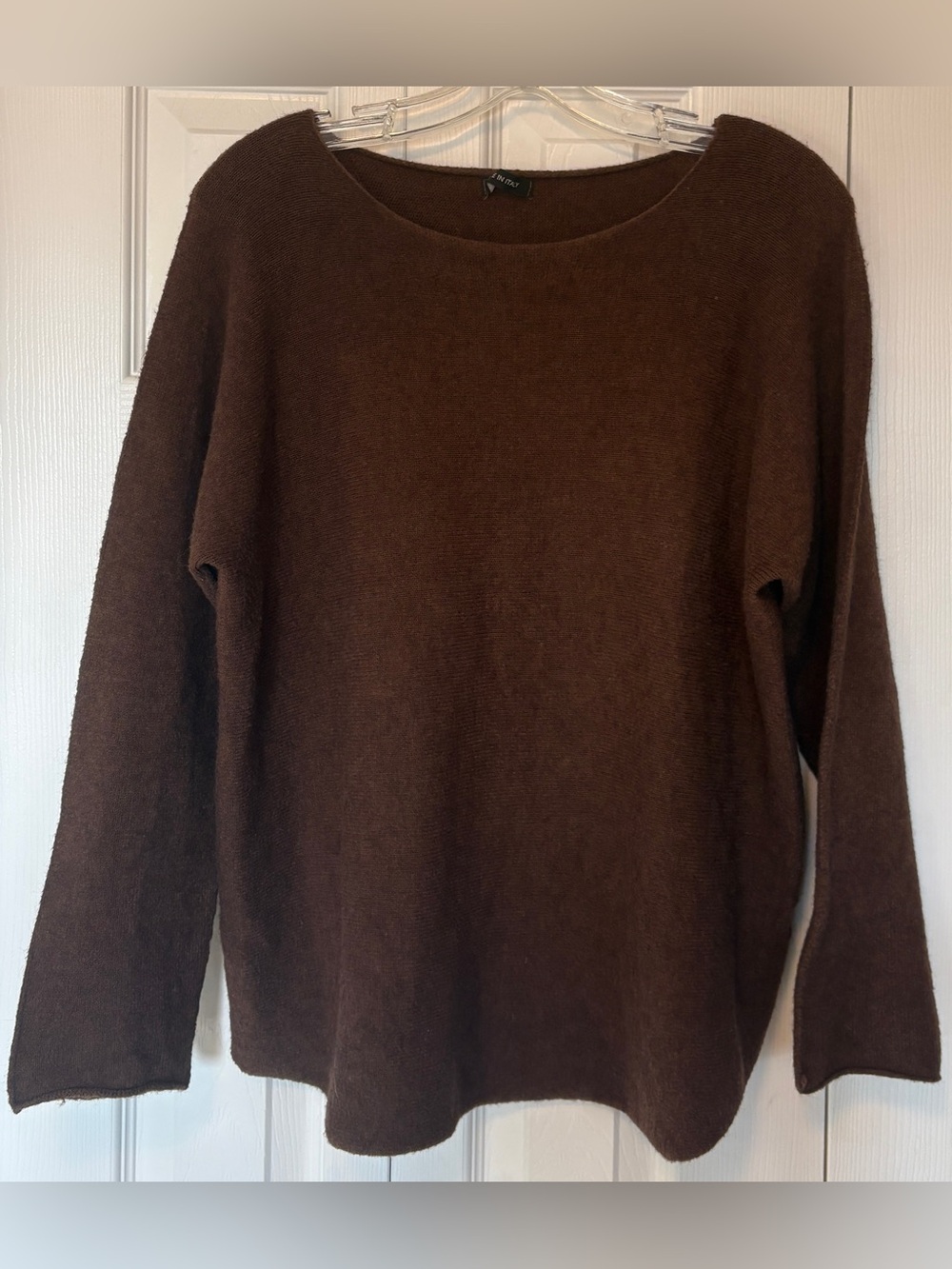 Made in Italy Super Soft Luxury Brown Fine Knit Boatneck Sweater Size Large - Picture 1 of 3